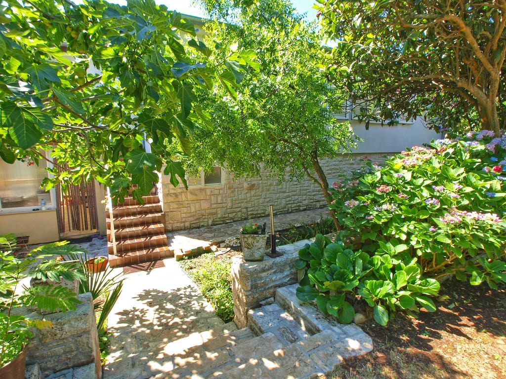 Apartments Vlasta 1410 Premantura Extérieur photo